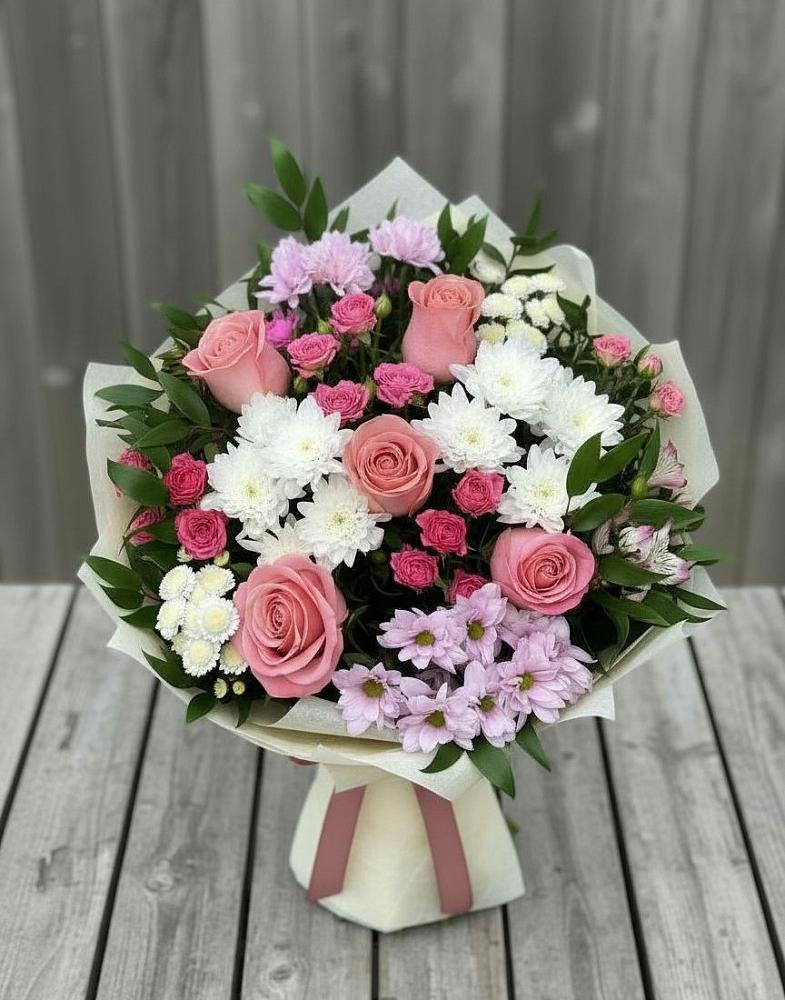 Букет цветов из: Альстромерии, Гвоздики, Розы и Хризантемы в ЗЯБ Набережные Челны