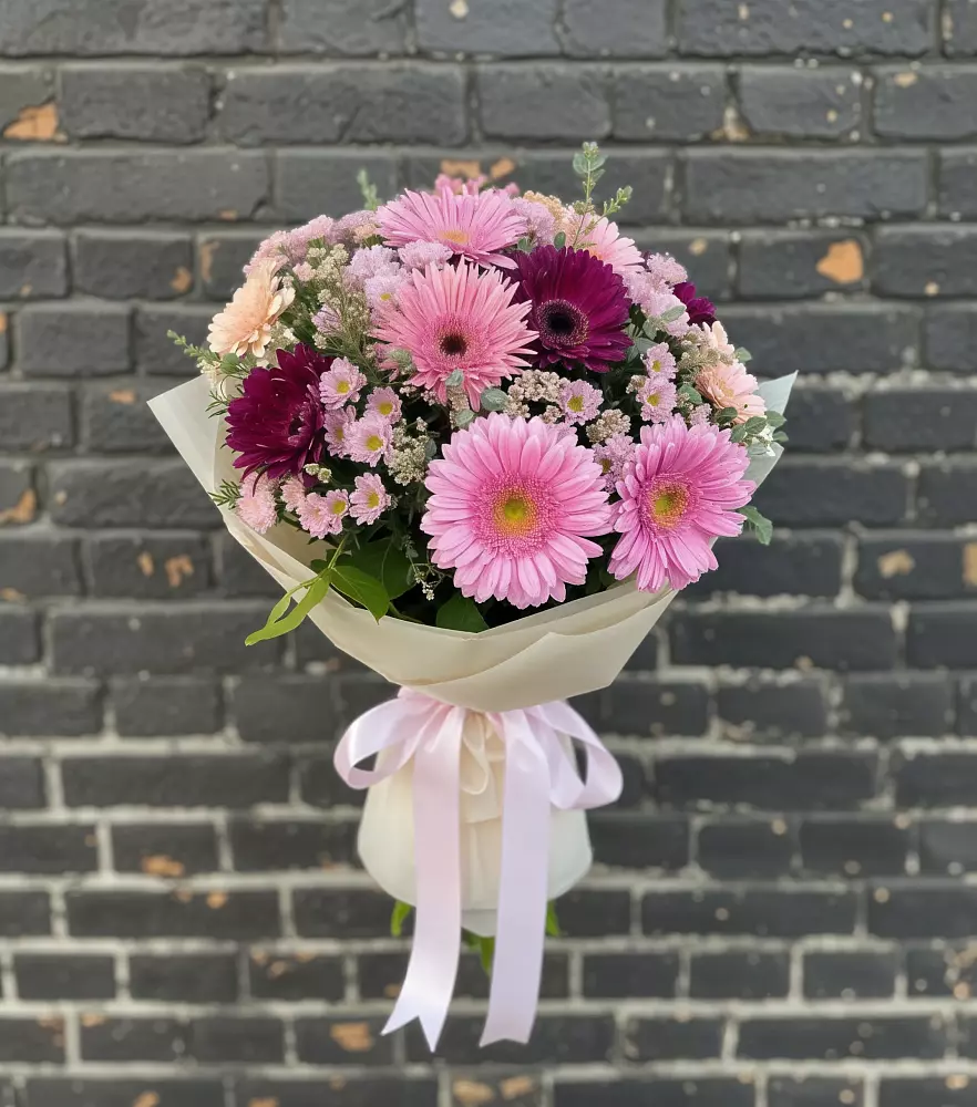 Букет цветов из: Герберы и Хризантемы в ЗЯБ Набережные Челны