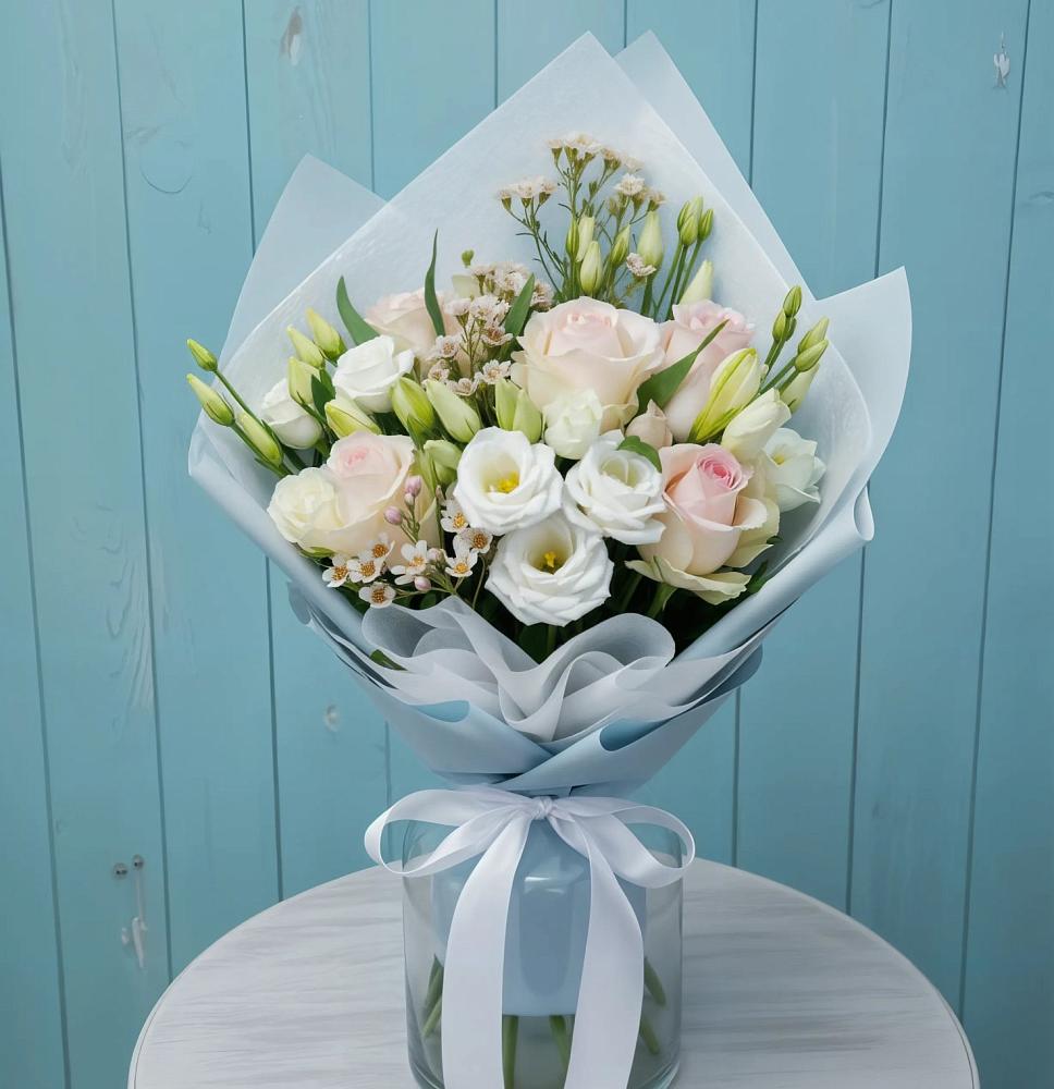 Букет цветов из: Розы и Лизиантусы в ЗЯБ Набережные Челны