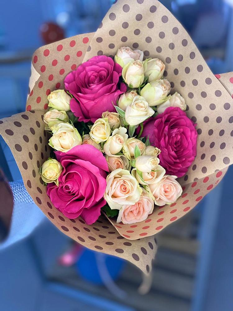 Букет цветов из: Розы в ЗЯБ Набережные Челны