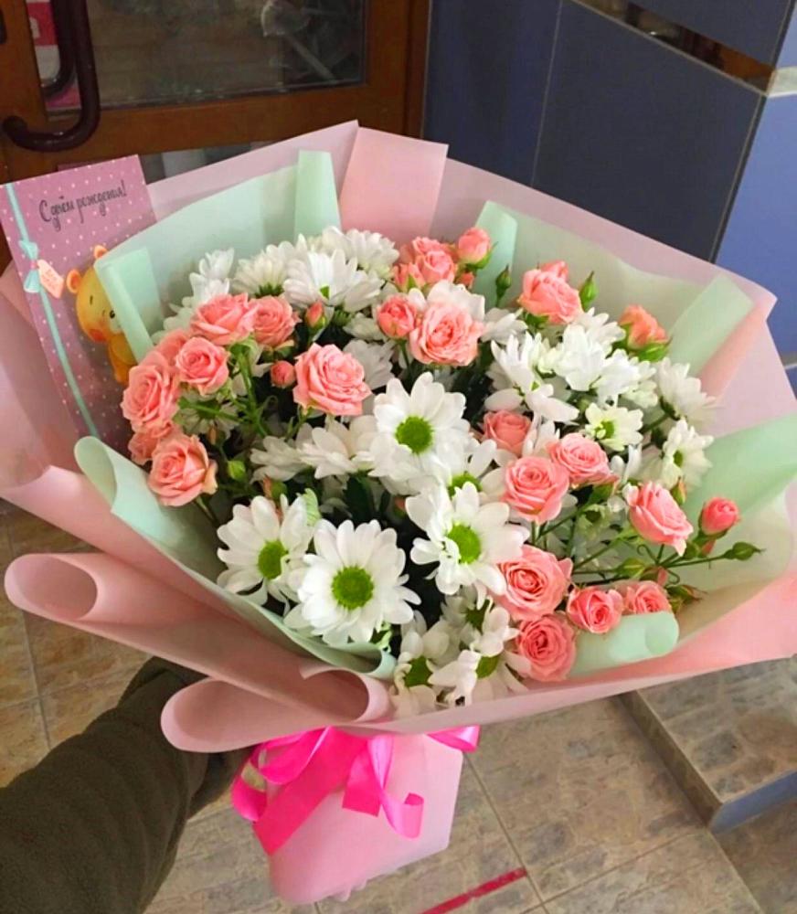 Букет цветов из: Розы и Хризантемы в ЗЯБ Набережные Челны