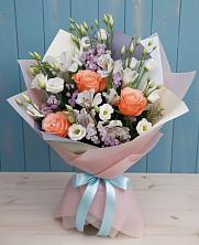 Букет цветов из:  Лизиантусы, Розы, Альстромерии и Гипсофила в ЗЯБ Набережные Челны
